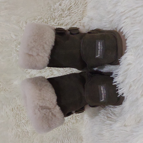 UGG Koolaburra size 8 hunter green boot. - Picture 6 of 7